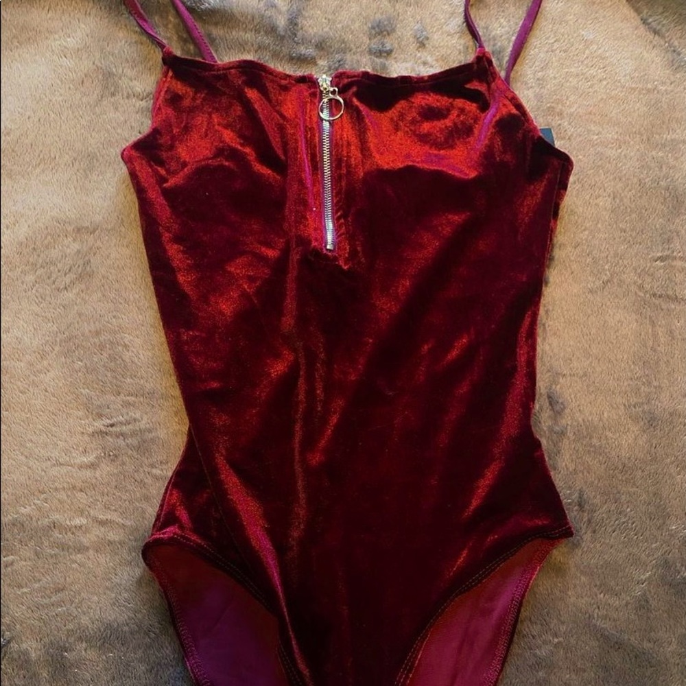 RED VELVET BODUSUIT💋